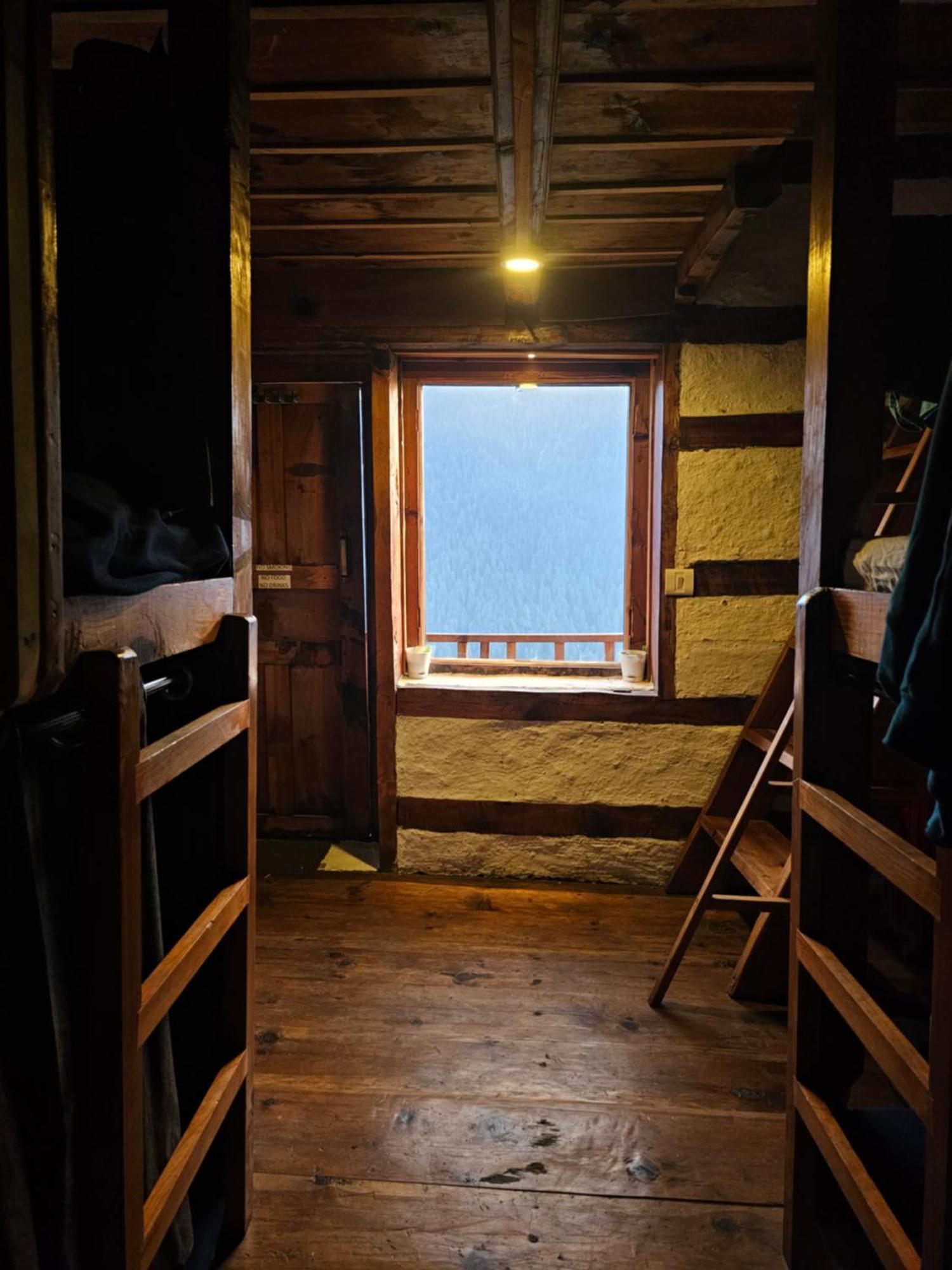 Parvatis Lap Luxury Hostel & Camps Kasol Ngoại thất bức ảnh